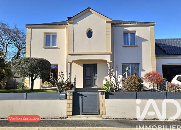 Maison à vendre 8 pièces 218 m² Grandchamp-des-Fontaines