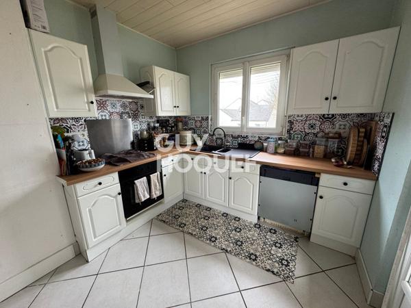 Maison 4 chambres 1 bureau 107 m² 848 m² de terrain