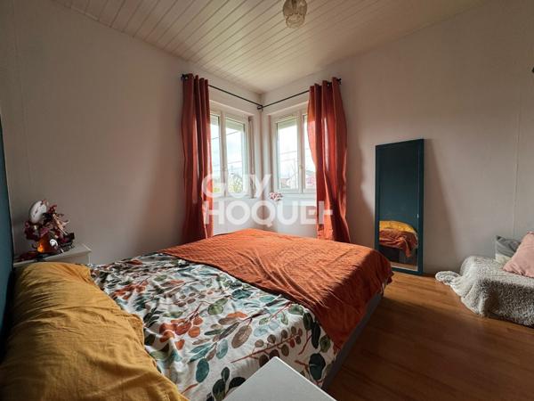 Maison 4 chambres 1 bureau 107 m² 848 m² de terrain