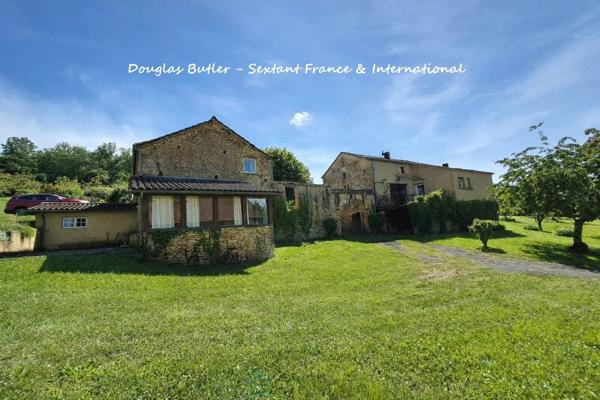 Superbe propriété en pierre de caractère avec gîte, annexe et vue dégagée