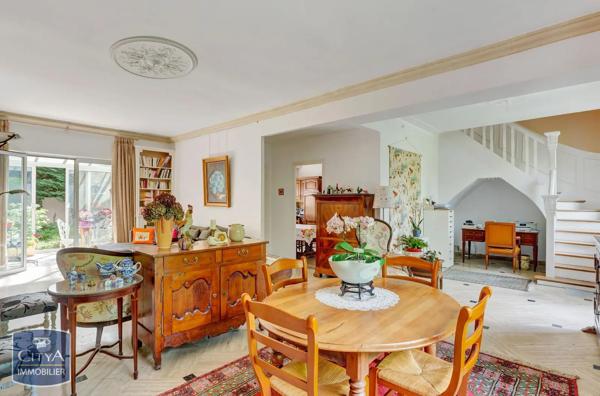 Maison à vendre 8 pièces 213m² Arpajon (91290)