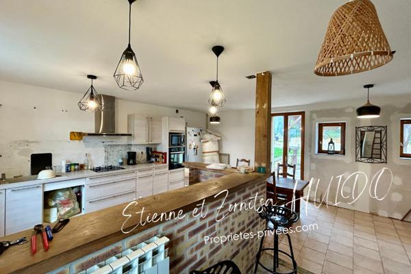 Domaine agricole avec maison d'habitation et dépendances