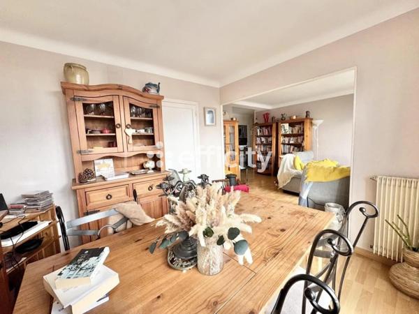 Appartement
         3 pièces
        - 71 m² 116 000 € *