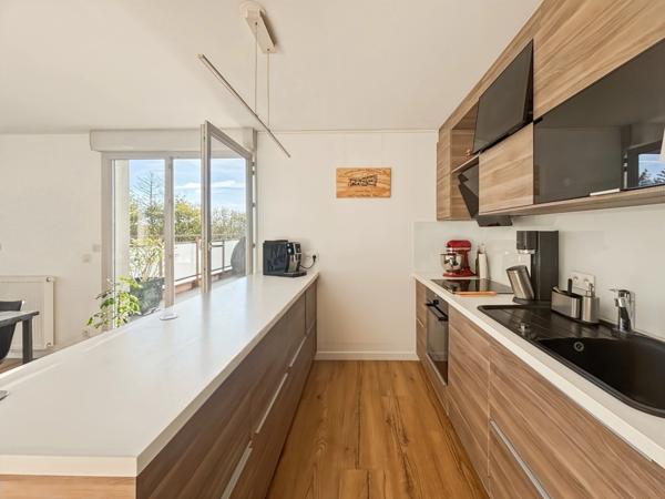 A VENDRE - Appartement T3 68m2 - GEX (01)