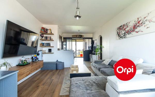 Appartement à vendre    4 pièces • 80 m2 Saint-Priest