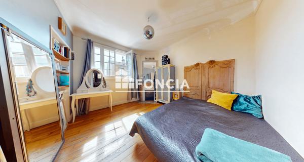 À vendre Maison 10 pièces 241 m² - Les Lilas 93260