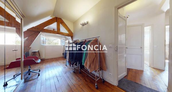 À vendre Maison 10 pièces 241 m² - Les Lilas 93260