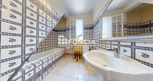À vendre Maison 10 pièces 241 m² - Les Lilas 93260