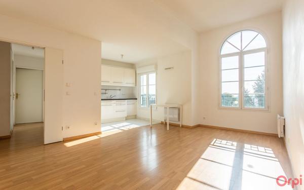 Appartement à vendre    2 pièces •  Morangis