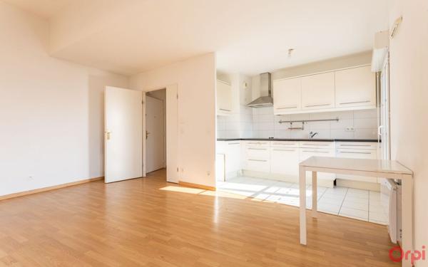 Appartement à vendre    2 pièces •  Morangis