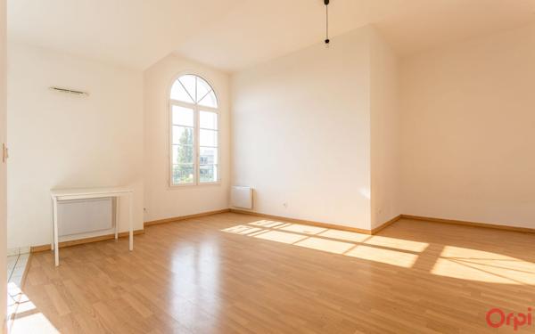 Appartement à vendre    2 pièces •  Morangis