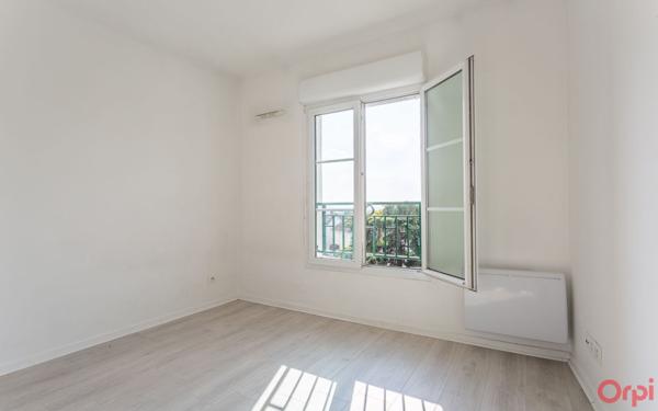 Appartement à vendre    2 pièces •  Morangis