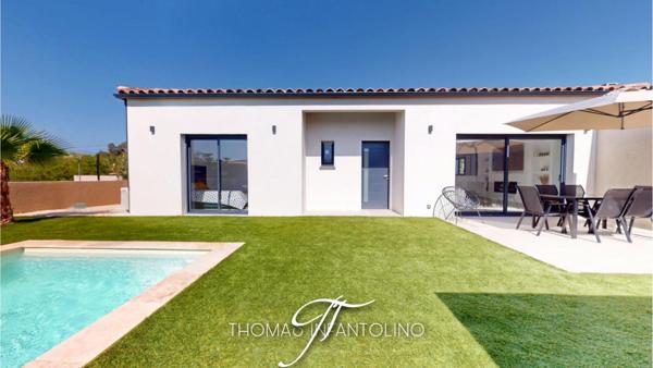 EN EXCLUSIVITE - PLAIN PIED - 3 CHAMBRES - 1 SUITE PARENTALE - SALLE DE BAIN - SALLE D'EAU - PISCINE - POOL HOUSE