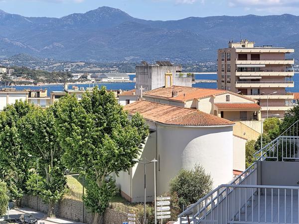 Appartement 4 pièce(s) 3 chambre(s) 97 m²