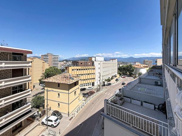 Appartement 4 pièce(s) 3 chambre(s) 97 m²