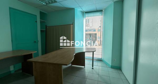 Location Local commercial 2 pièces 50 m² - ÉTampes 91150