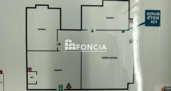 Location Local commercial 2 pièces 50 m² - ÉTampes 91150