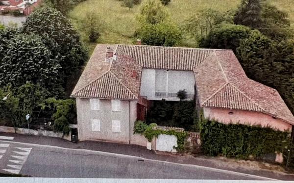 Maison à vendre    2 pièces •  Sourcieux-les-Mines