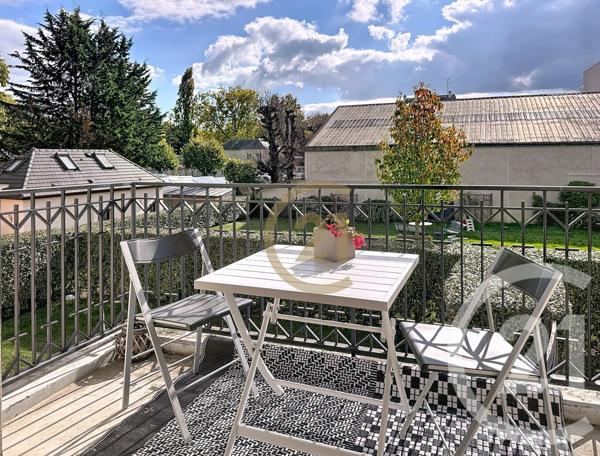 Appartement F3 à vendre  3 pièces - 74,65 m2 VERSAILLES - 78