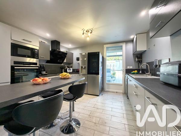 Maison à vendre 6 pièces 120 m² Saint-Estève