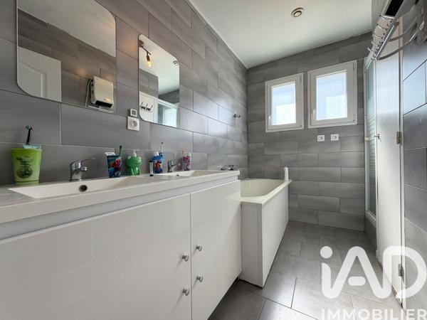 Maison à vendre 6 pièces 120 m² Saint-Estève