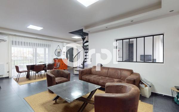 Appartement à vendre    8 pièces • 200 m2 Bron