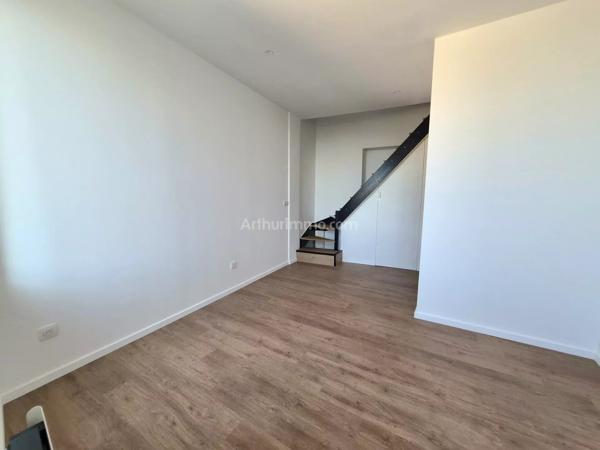 Location                                                      Appartement
                        
                     2 pièces                      33 m2                     à Callas