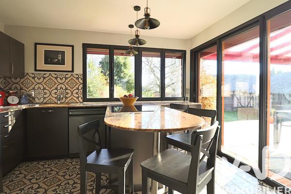 Maison à vendre 10 pièces 172 m² Dhuizon