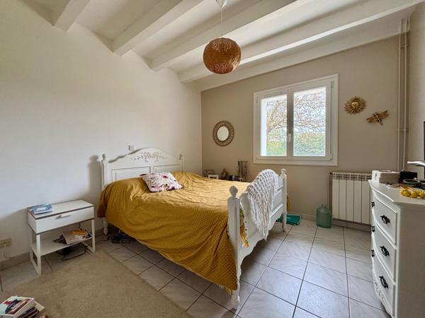 Villa 10 pièce(s) 7 chambre(s) 250 m²
