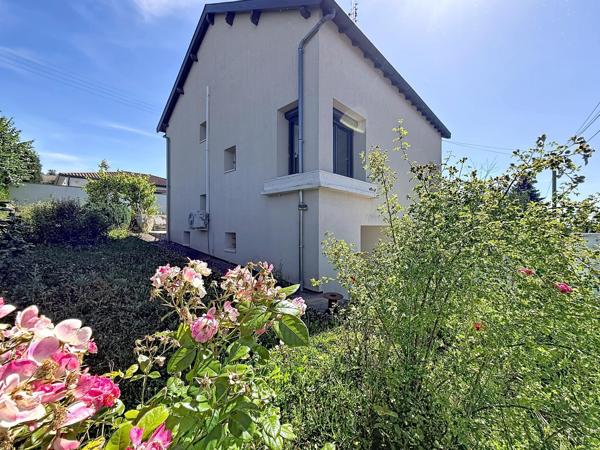 Maison lumineuse avec jardin, terrasse et garage