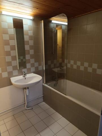 Parking + appartement