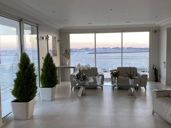 BIEN DE LUXE UNIQUE À LA ROCHELLE