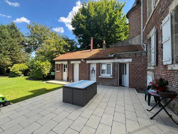 Maison  : 6 pièce(s) 155 m2 - Jardin et Terrasse