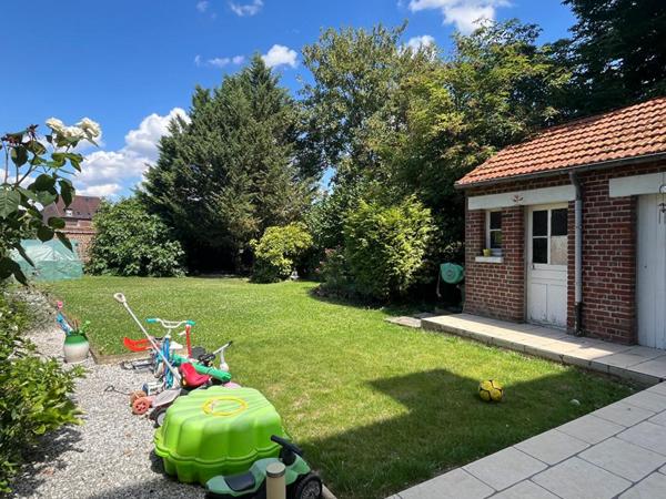 Maison  : 6 pièce(s) 155 m2 - Jardin et Terrasse