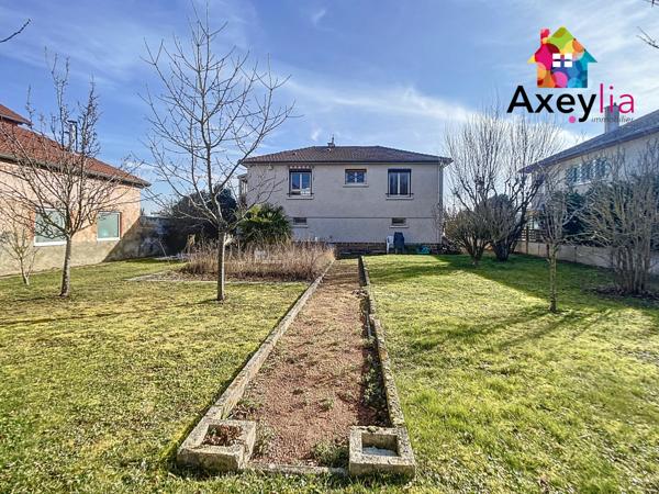 Riorges (42153) A VENDRE - SECTEUR RIORGES - MAISON RÉNOVÉE AVEC DÉPENDANCES ET JARDIN