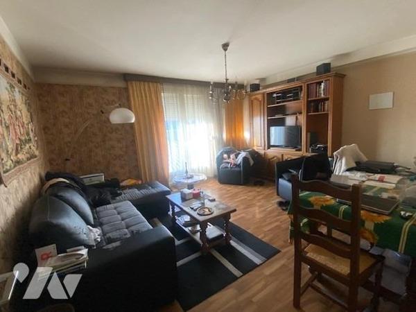 Saint-quentin - centre-ville- appartement 2ème étage