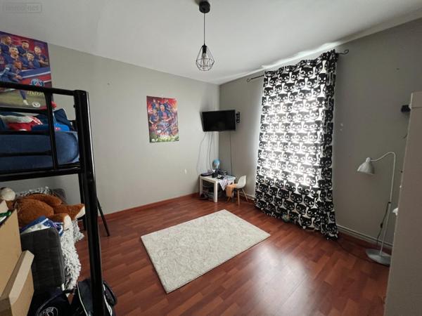 Maison à vendre à Beaumont-le-Roger dans l'Eure (27170), ref : 02574