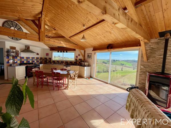Tauriac (81630) Maison bois avec magnifique vue et ses 6210 m² de terrain