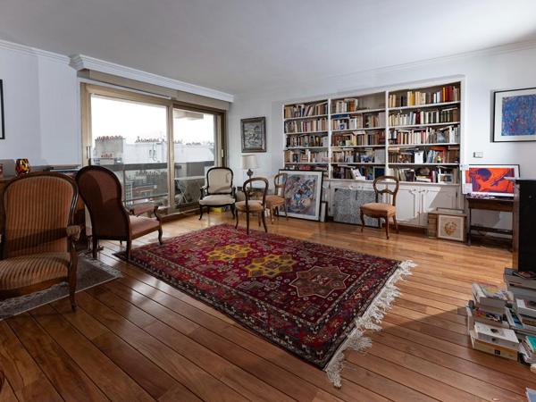 Appartement 3 pièces vue Tour Eiffel