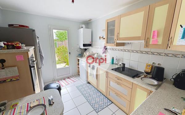 Maison à vendre    4 pièces •  Theix