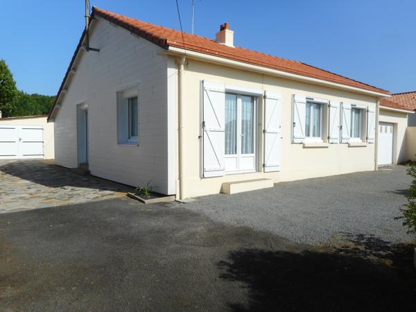 Maison 4 pièces de plain-pied avec la mer et le centre ville à pied