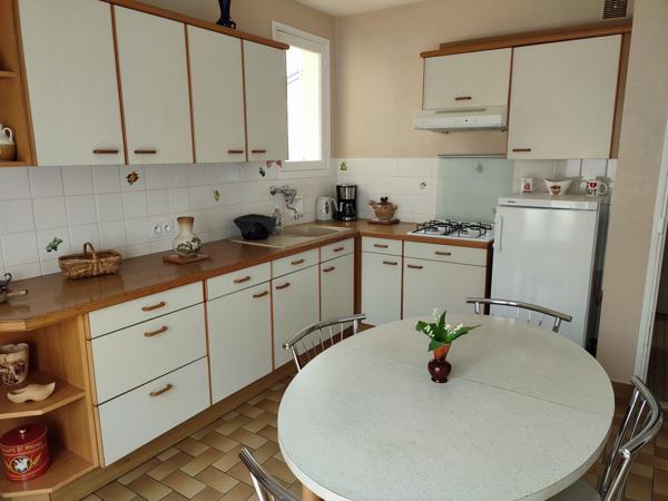 Maison 4 pièces de plain-pied avec la mer et le centre ville à pied