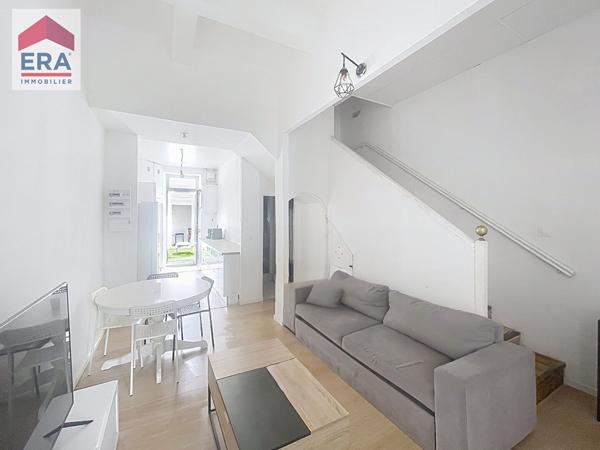 A VENDRE ST JOSEPH MARSEILLE 13014   MAISON DE VILLE  T4 , DEPENDANCES, COURS.