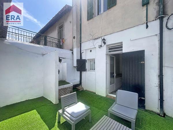A VENDRE ST JOSEPH MARSEILLE 13014   MAISON DE VILLE  T4 , DEPENDANCES, COURS.