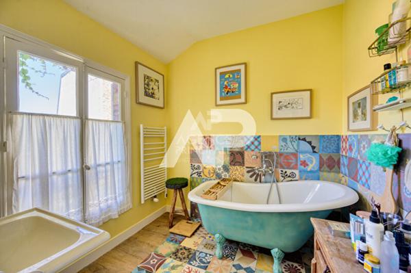 SEVRES RIVE DROITE - MAISON DE CHARME €1 500 000 ** - Référence 559-S