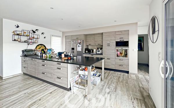 Maison à vendre    5 pièces •  Saint-Jean-de-Monts