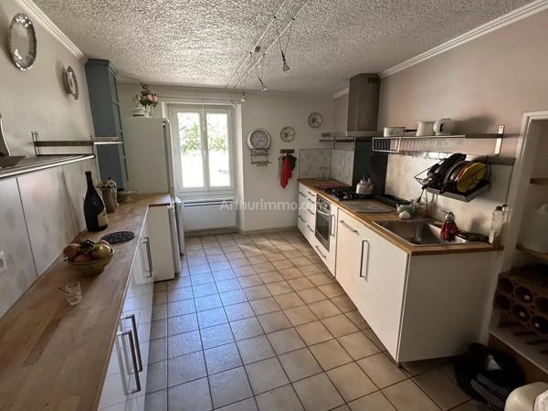 Vente                                                      Maison de village
                        
                     4 pièces                      119 m2                     à Saint-André-les-Alpes