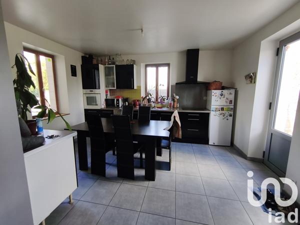 Maison à vendre 5 pièces 105 m² Châtillon-sur-Thouet