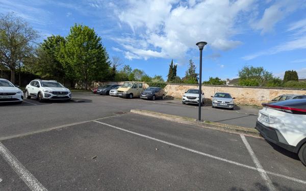 Stationnement à louer    Villemoisson-sur-Orge