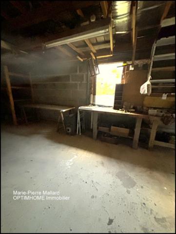 Maison familiale de 7 pièces à BOURGANEUF (23)